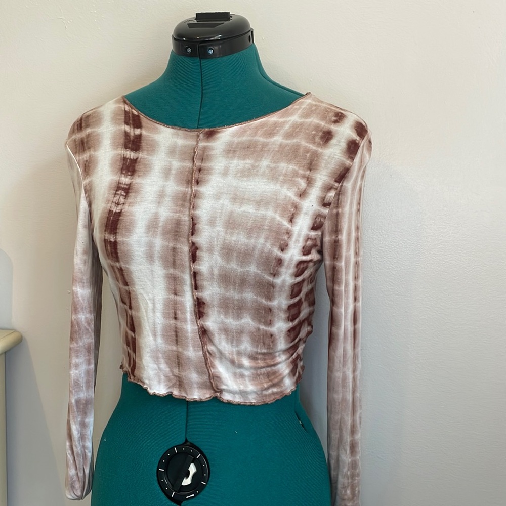 long sleeve brown top